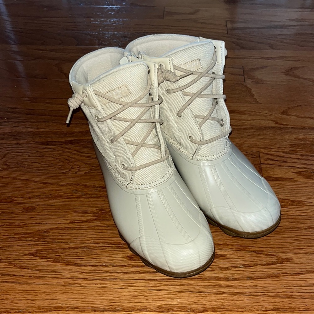 Sperry Duck Boots - white , sz 8.5 - 9